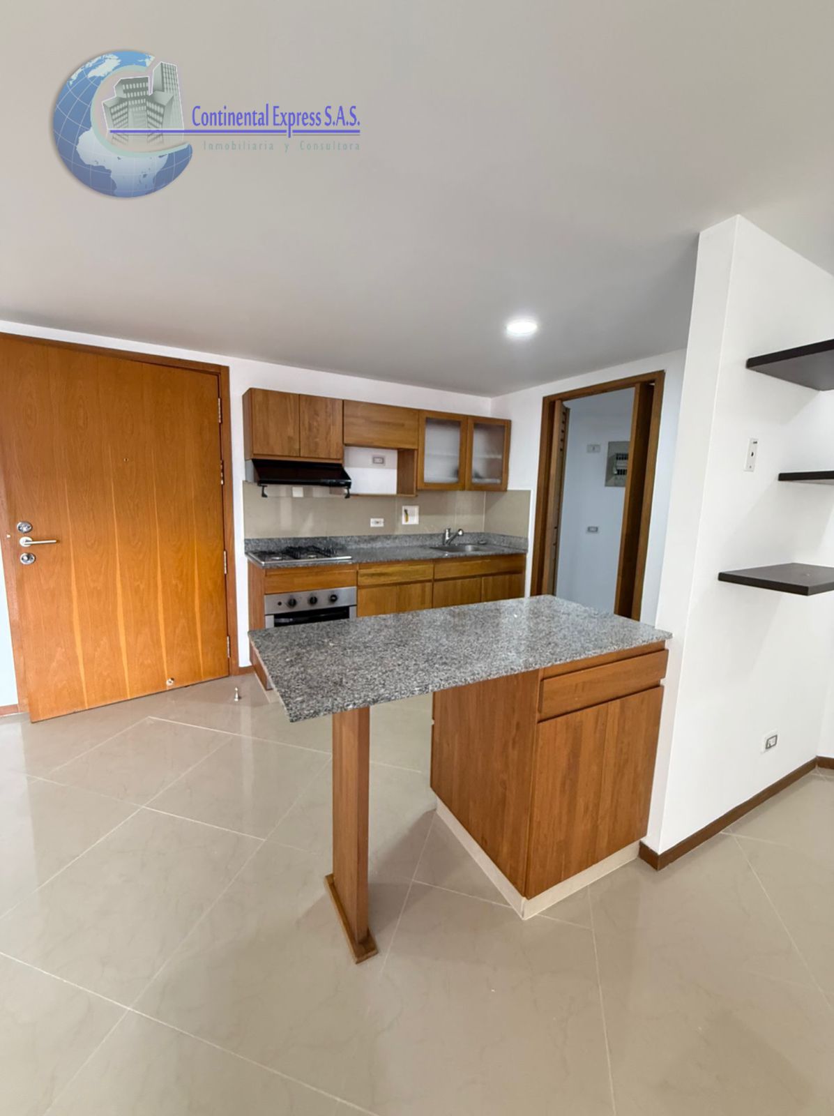 DISPONIBLE PARA ARRIENDO APARTAMENTO